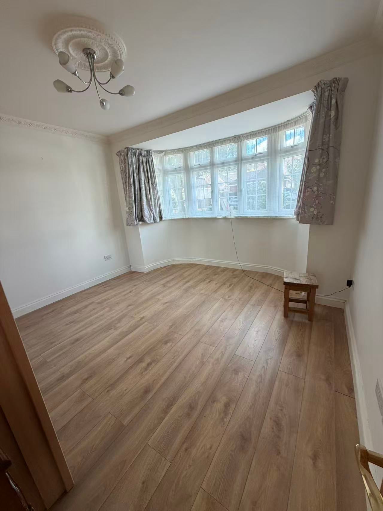 House Lime Grove in Greater London
