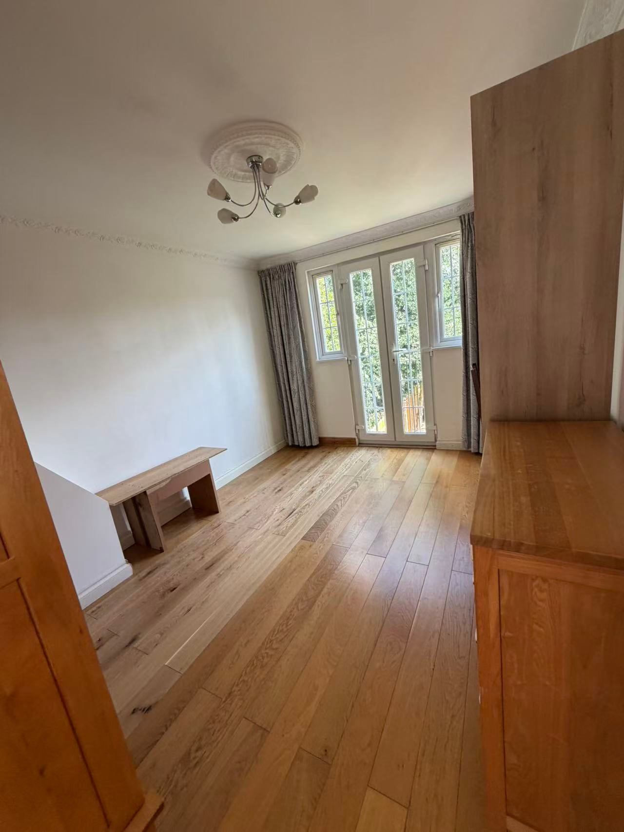 House Lime Grove in Greater London