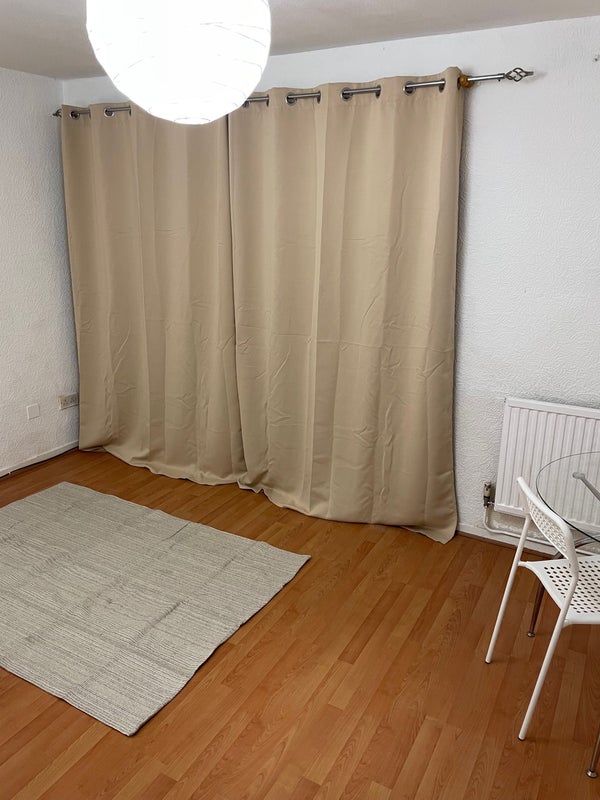 Room Portia Way in Greater London