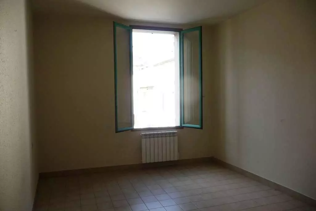 Flat Rue Émile Zola in Tarascon