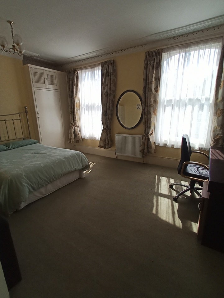 Flat Scarborough Road in Greater London