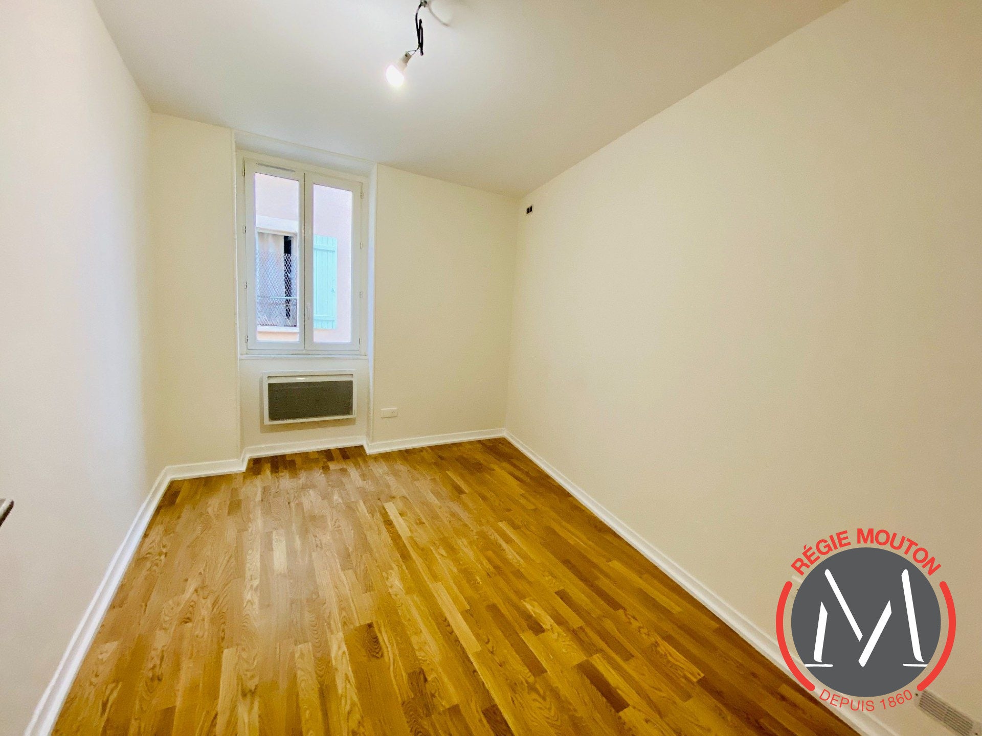 Appartement Impasse Chanoine Coupat à Saint-Genis-Laval