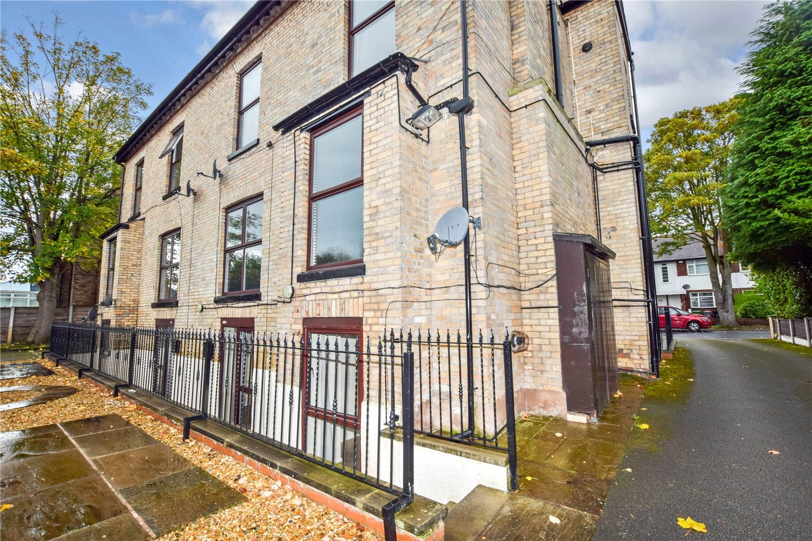 Flat Springfield Road in Trafford