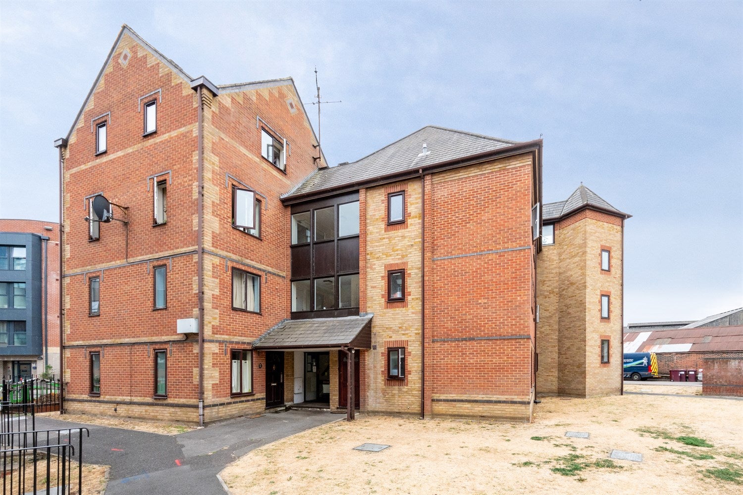 Flat Great Knollys Street in Reading