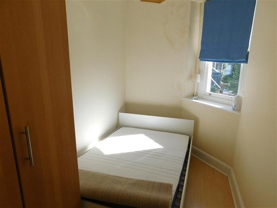 Flat Uxbridge Road in Greater London