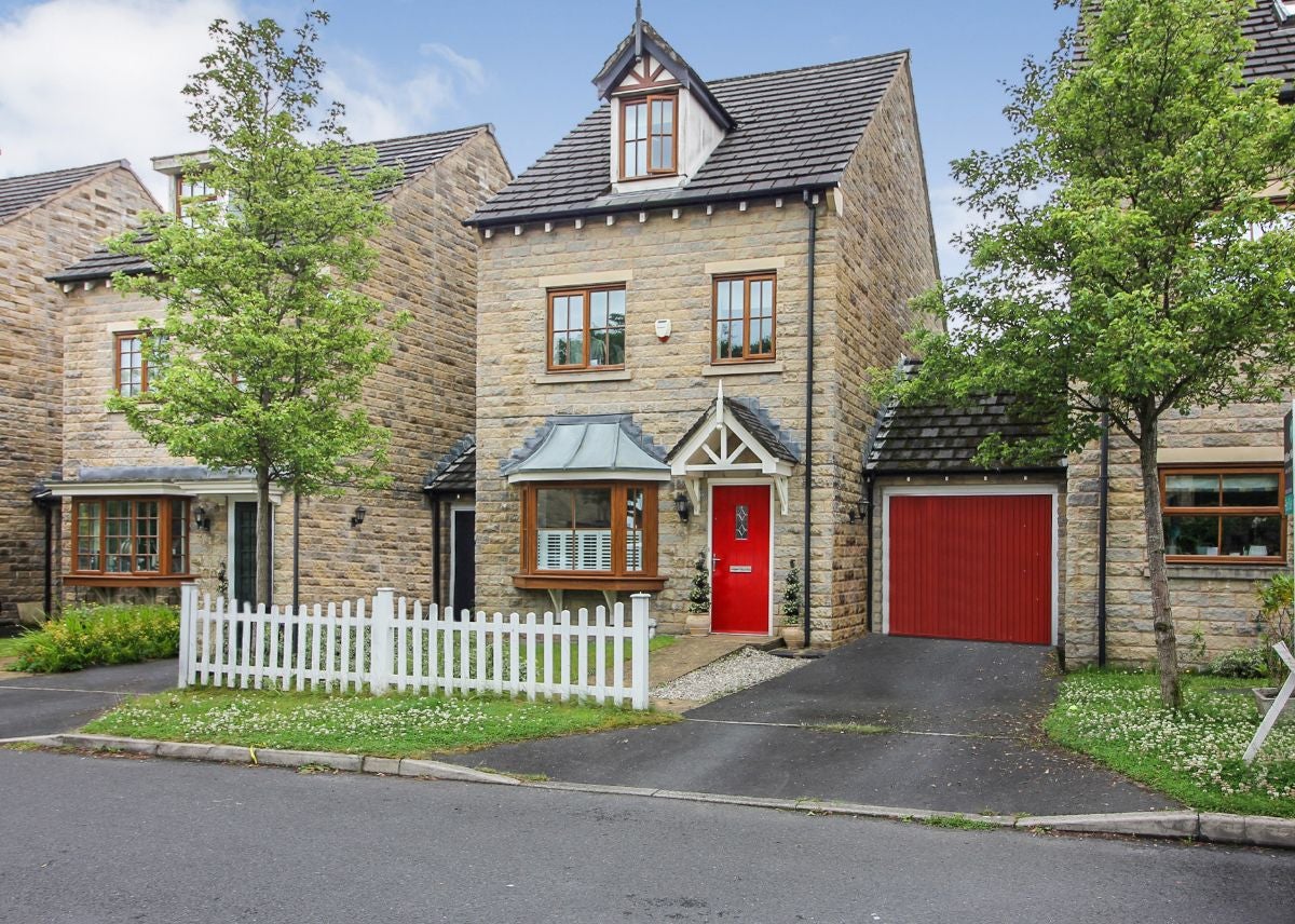 House Stitch-Mi-Lane in Bolton