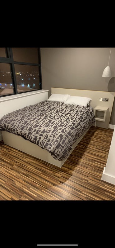 Room Stretford Road in Trafford