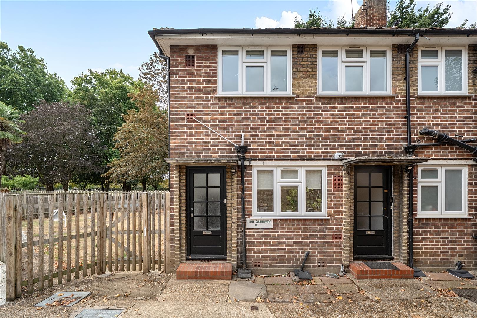 Flat South Western Road in Greater London