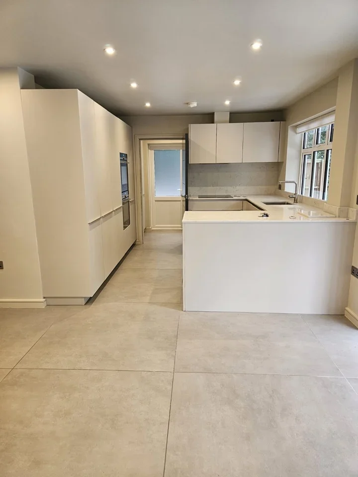 Flat Beech Drive in Hertsmere