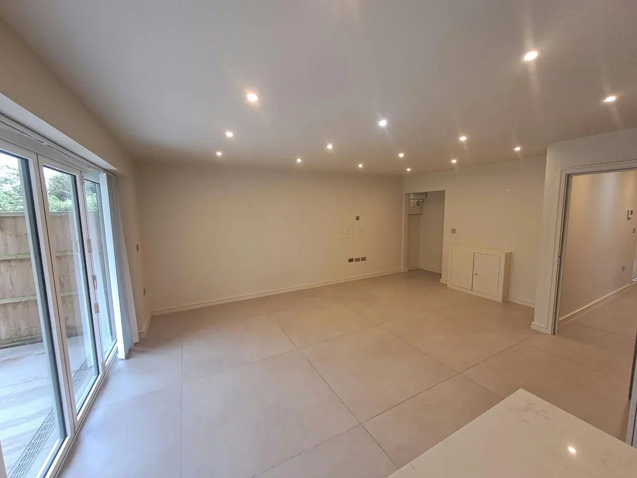 Flat Beech Drive in Hertsmere