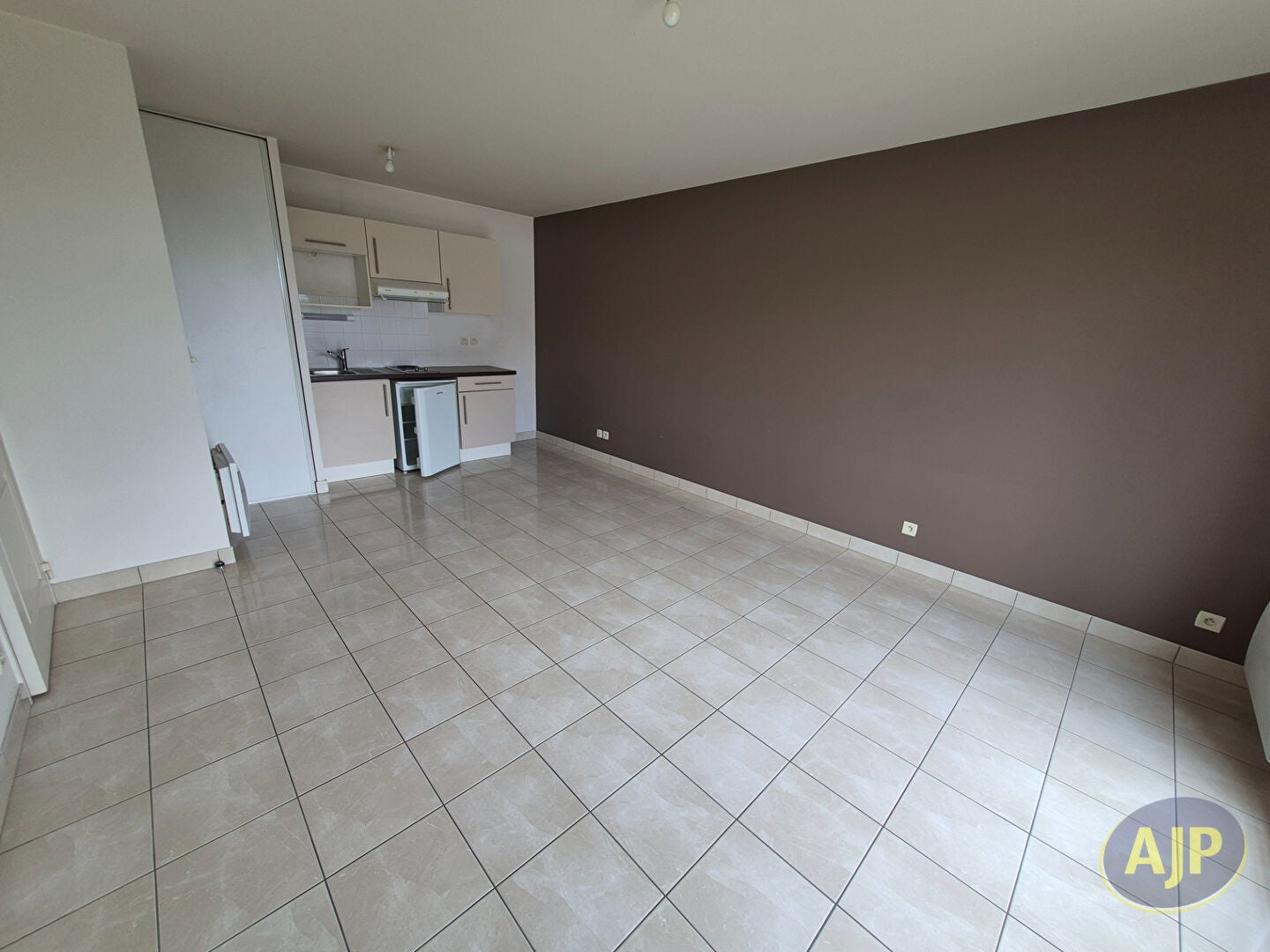 Appartement D 956 à Fontguenand