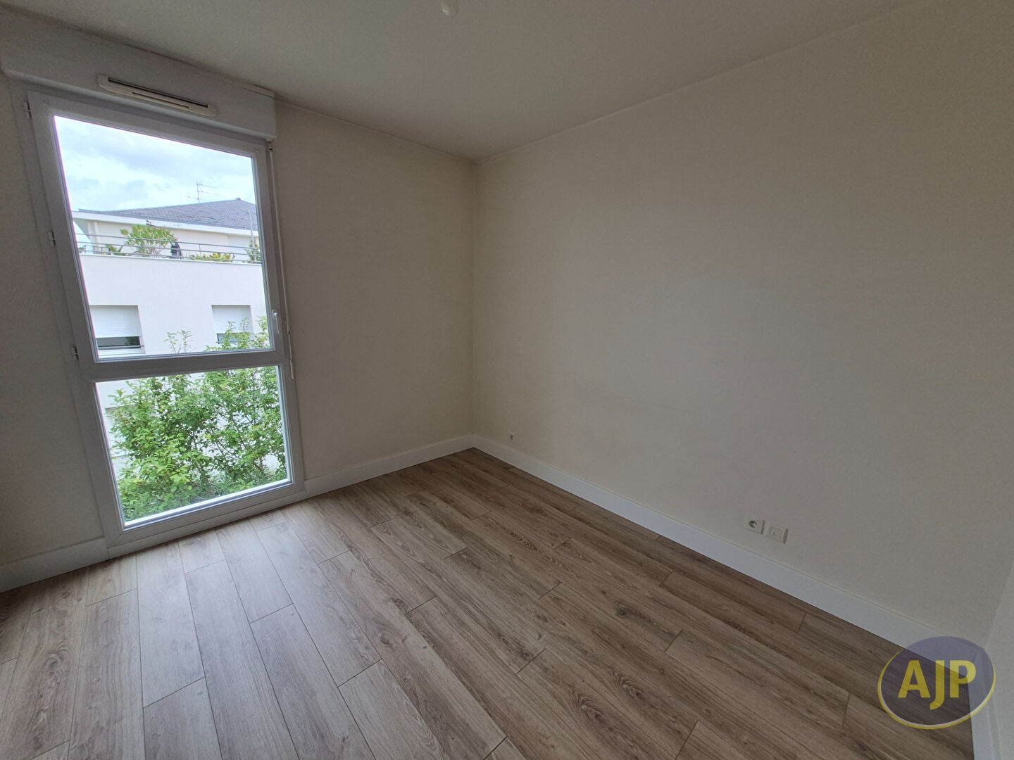 Appartement D 956 à Fontguenand