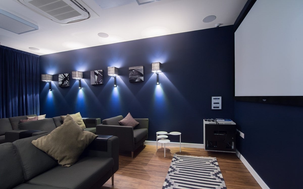 Room Clifton Place in Glasgow