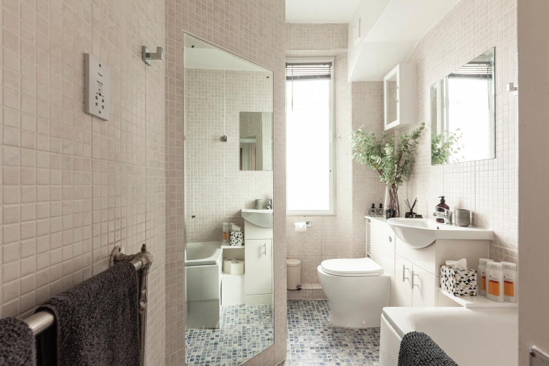 Flat Upper Woburn Place in Greater London