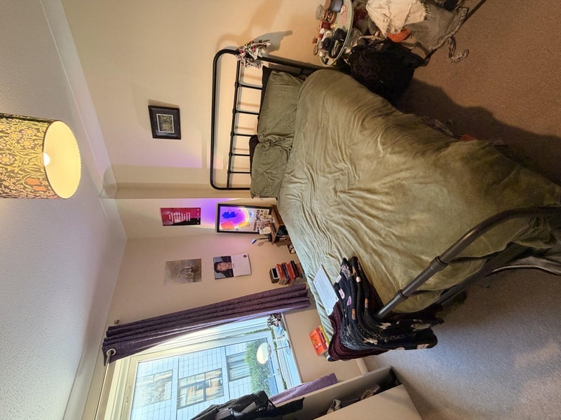 Room Hooper Street in Greater London
