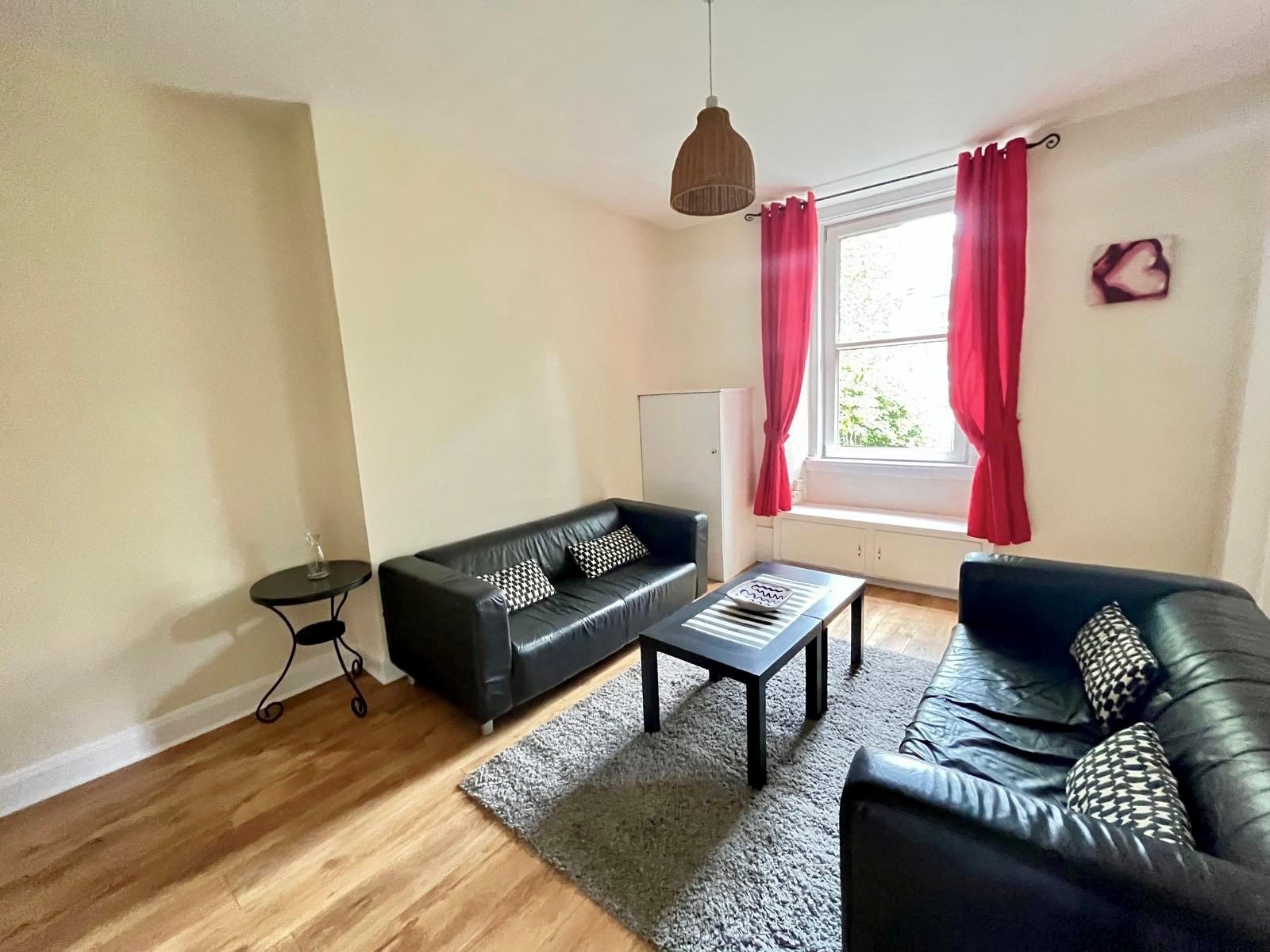 Flat Wheatfield Road in City of Edinburgh