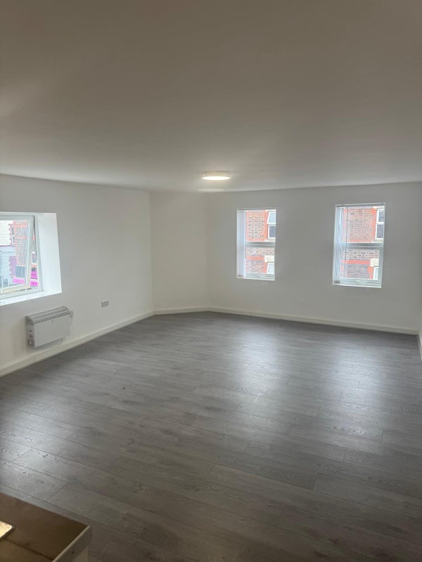 Flat Pendennis Street in Liverpool