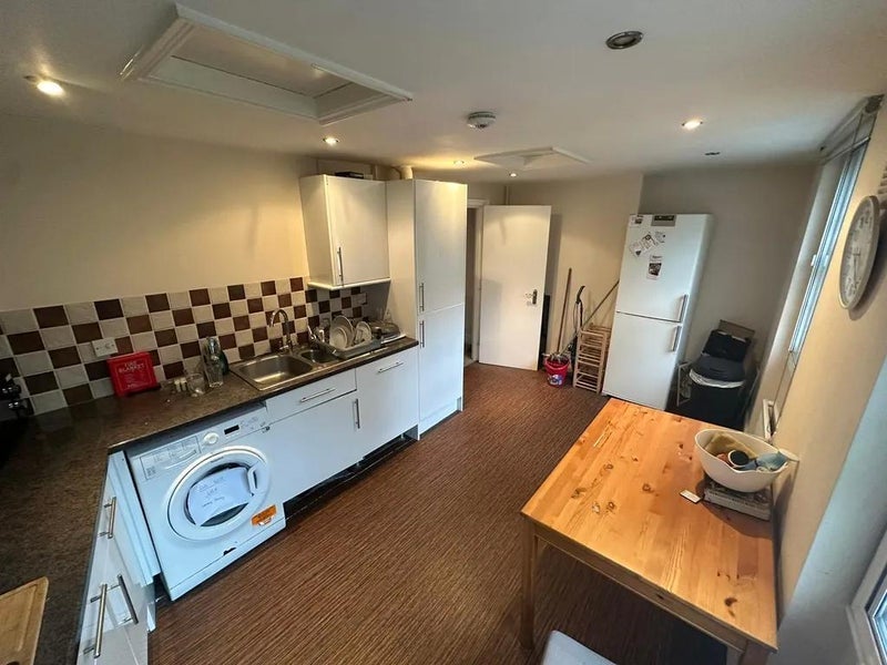 Room Pentonville Road in Greater London