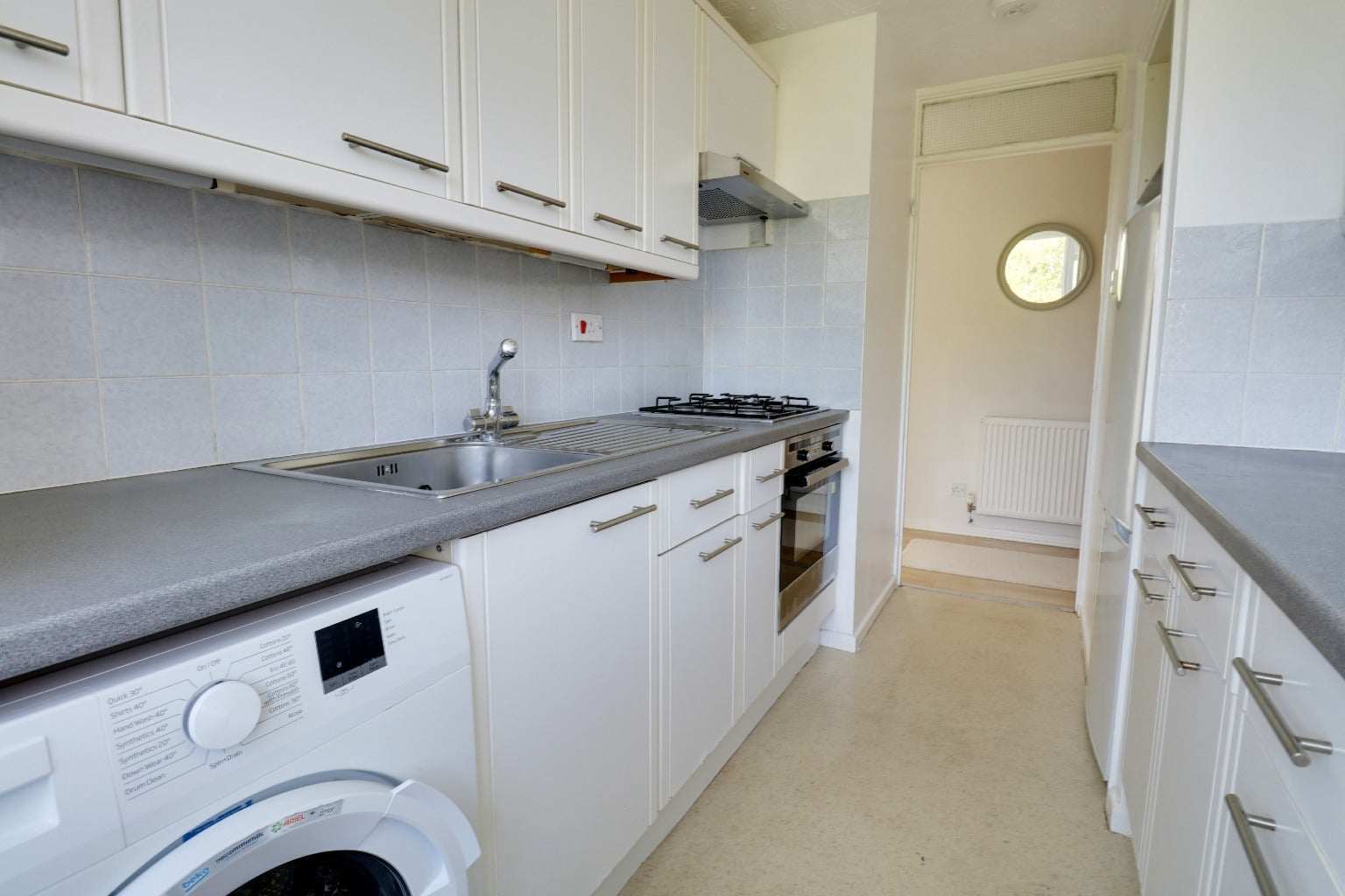 Flat Albemarle Road in Greater London