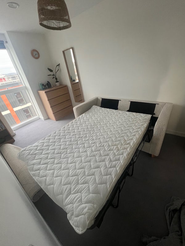 Room Durnford Street in Bristol