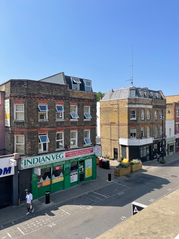 Room Chapel Market in Greater London