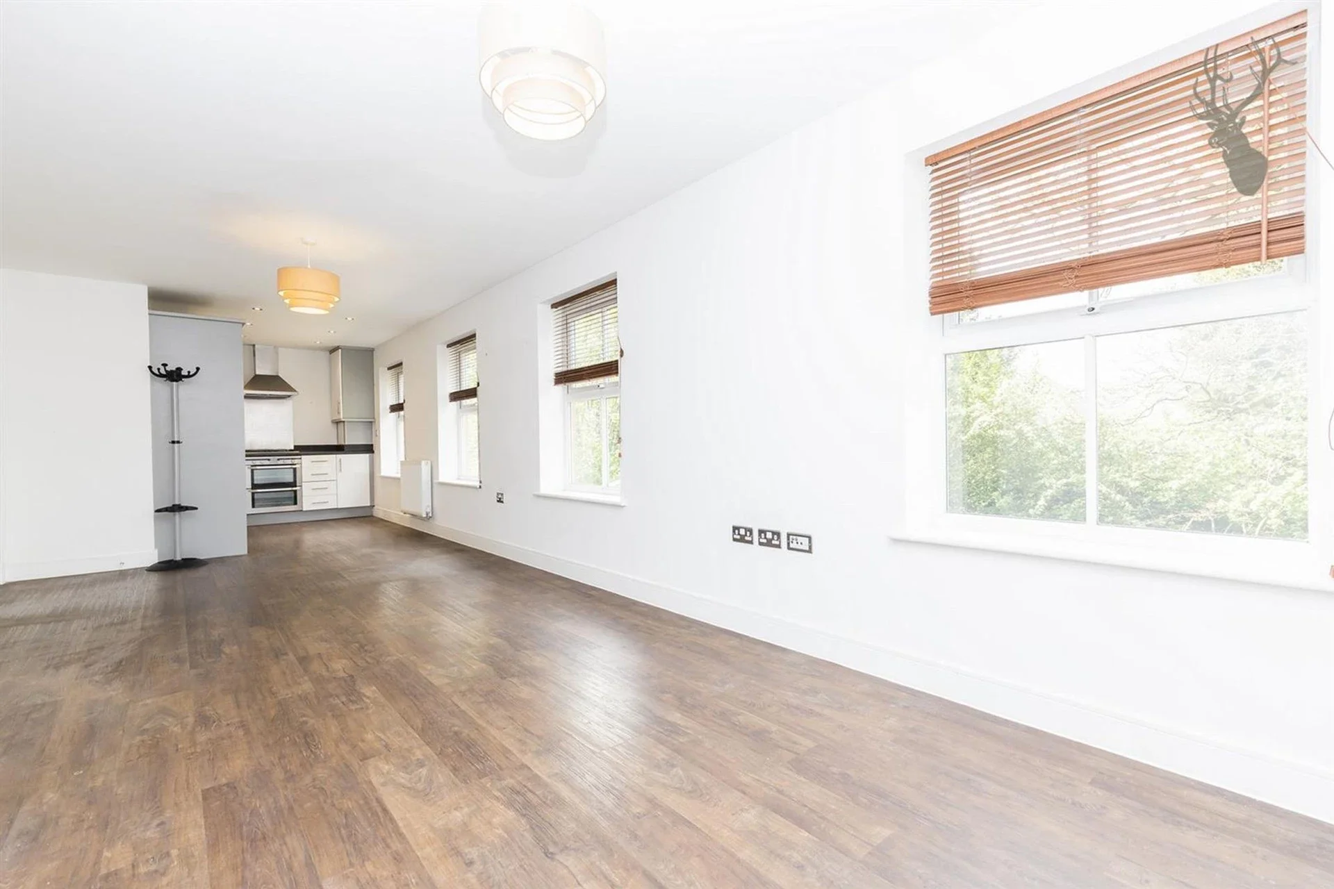 Flat Court Yard in Greater London