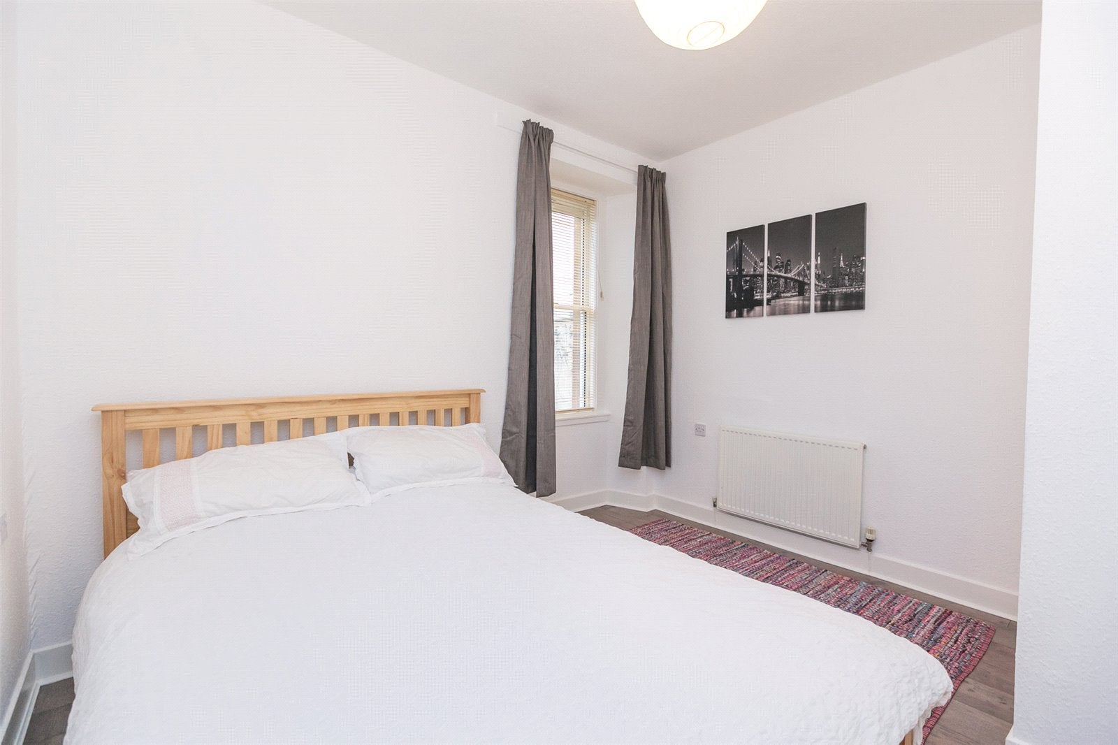 Flat Caledonian Crescent in City of Edinburgh