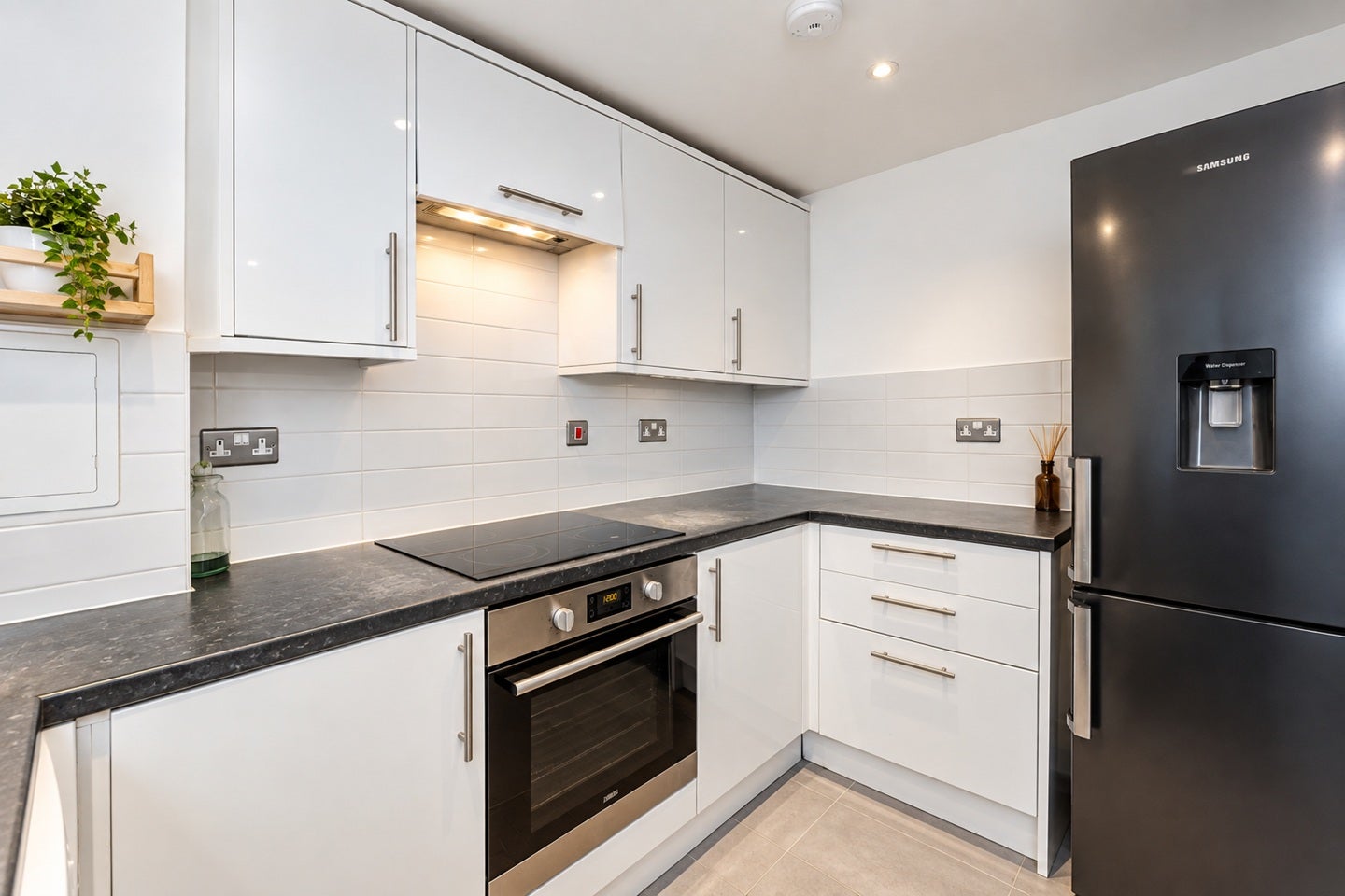 Flat Murray Grove in Greater London