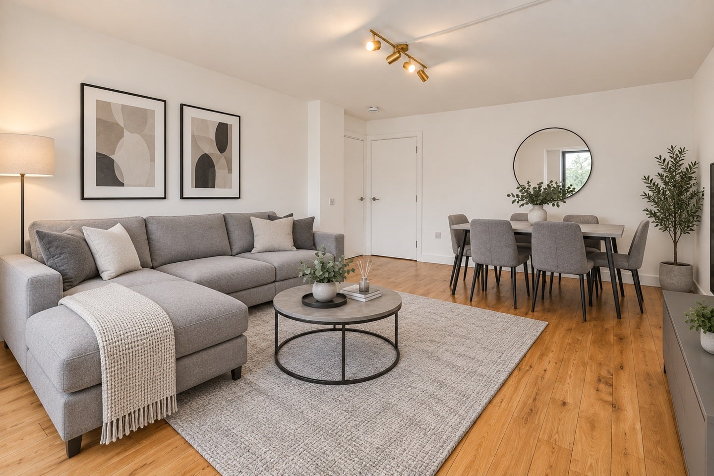 Flat Murray Grove in Greater London