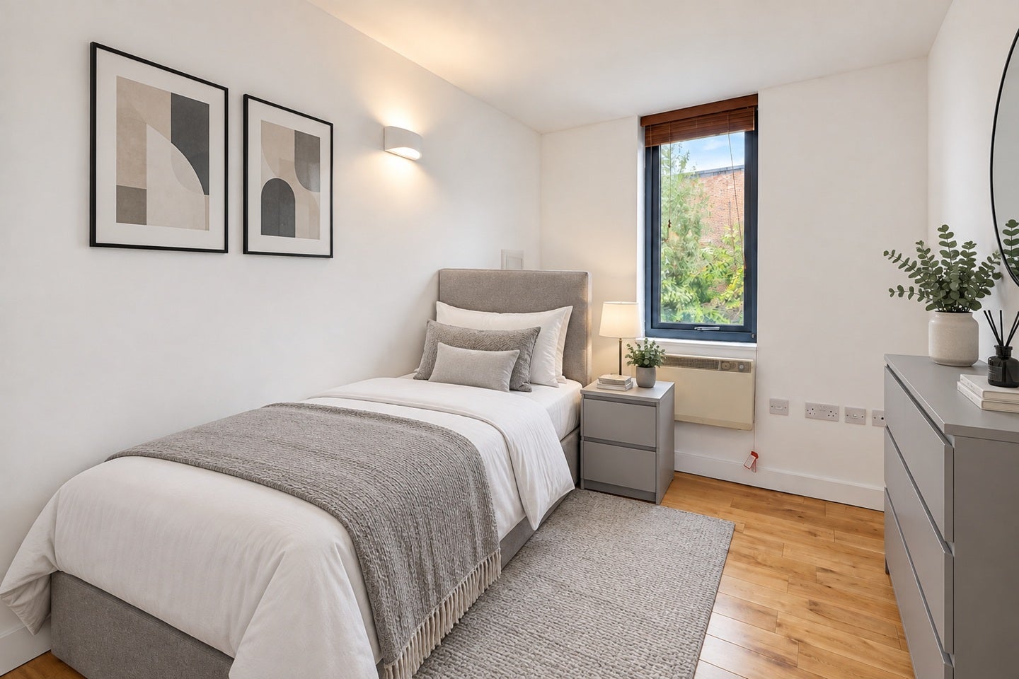 Flat Murray Grove in Greater London