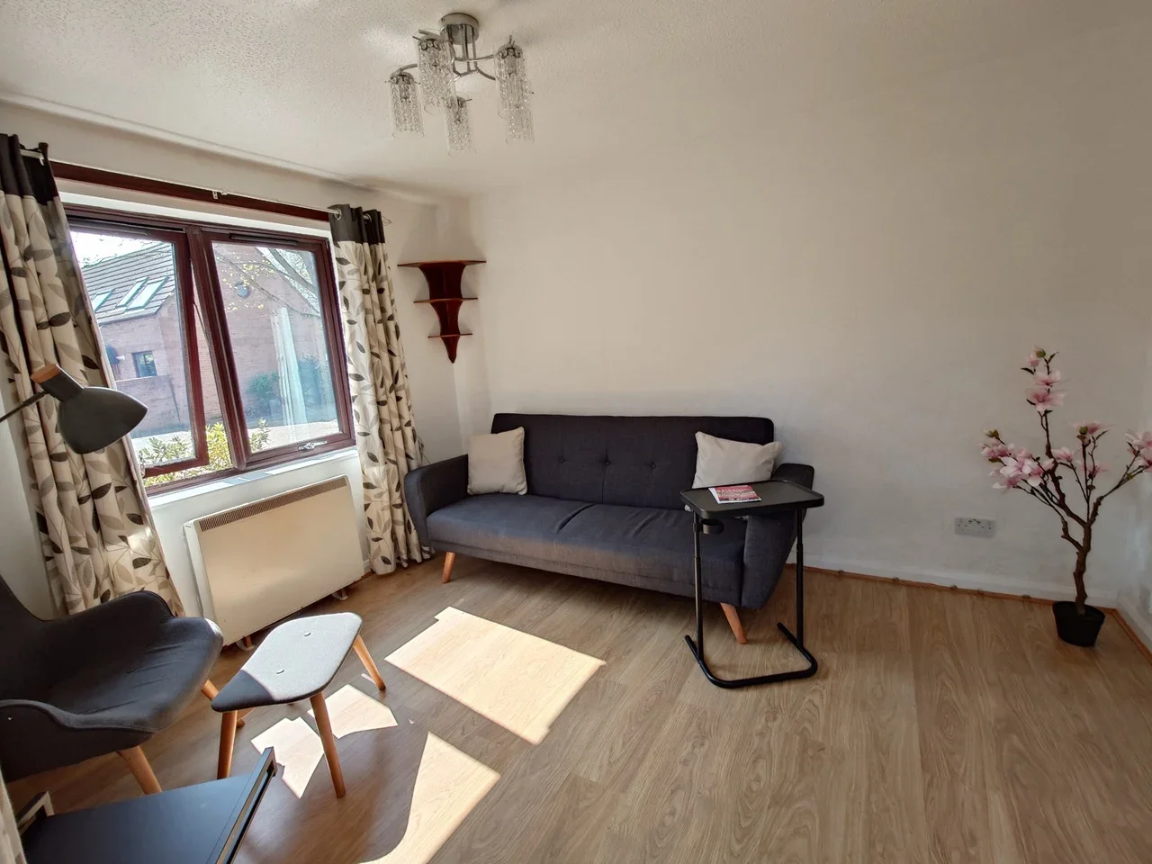 Flat Capstan Way in Greater London