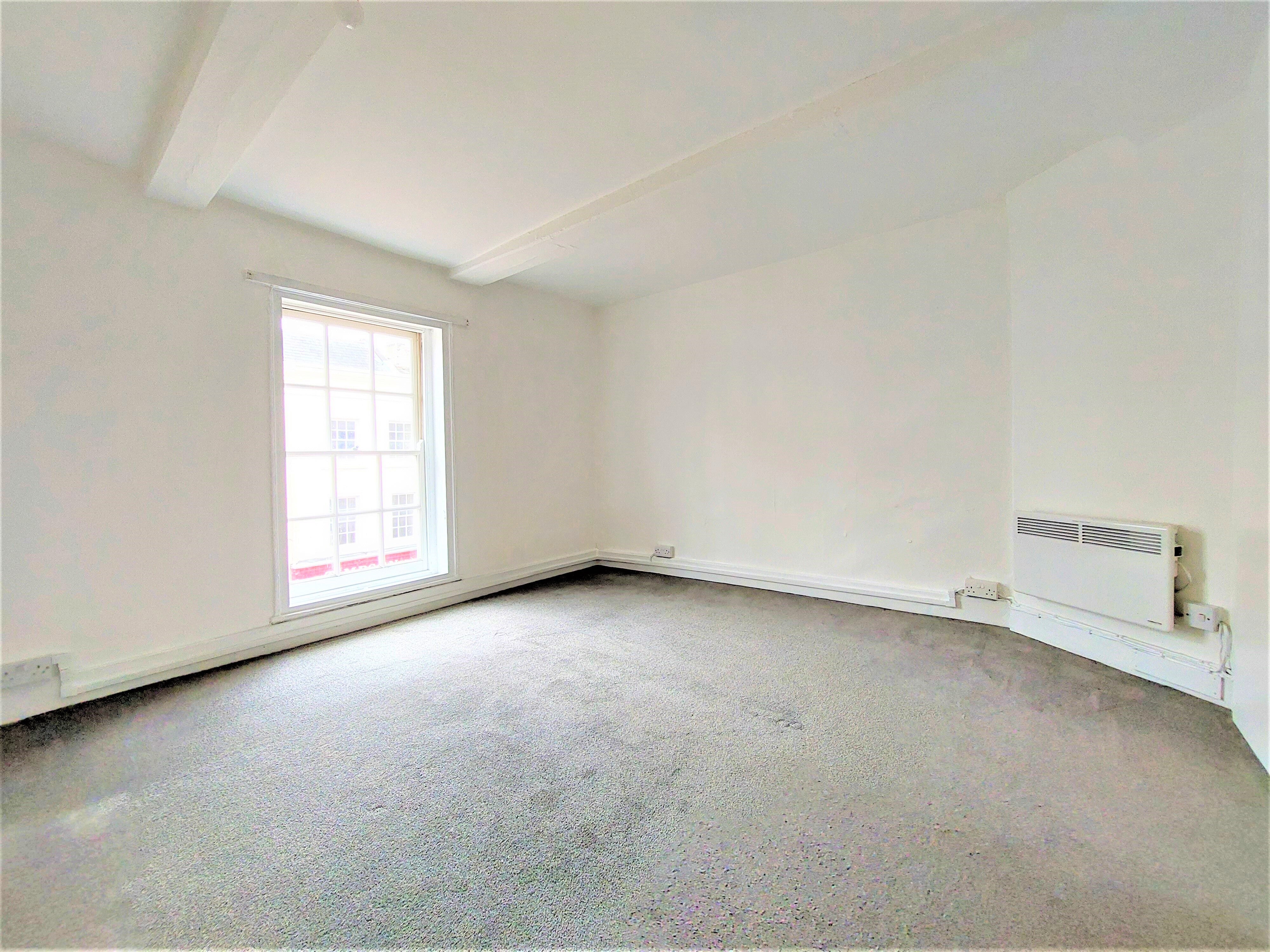 Flat Cooper Street in Chichester