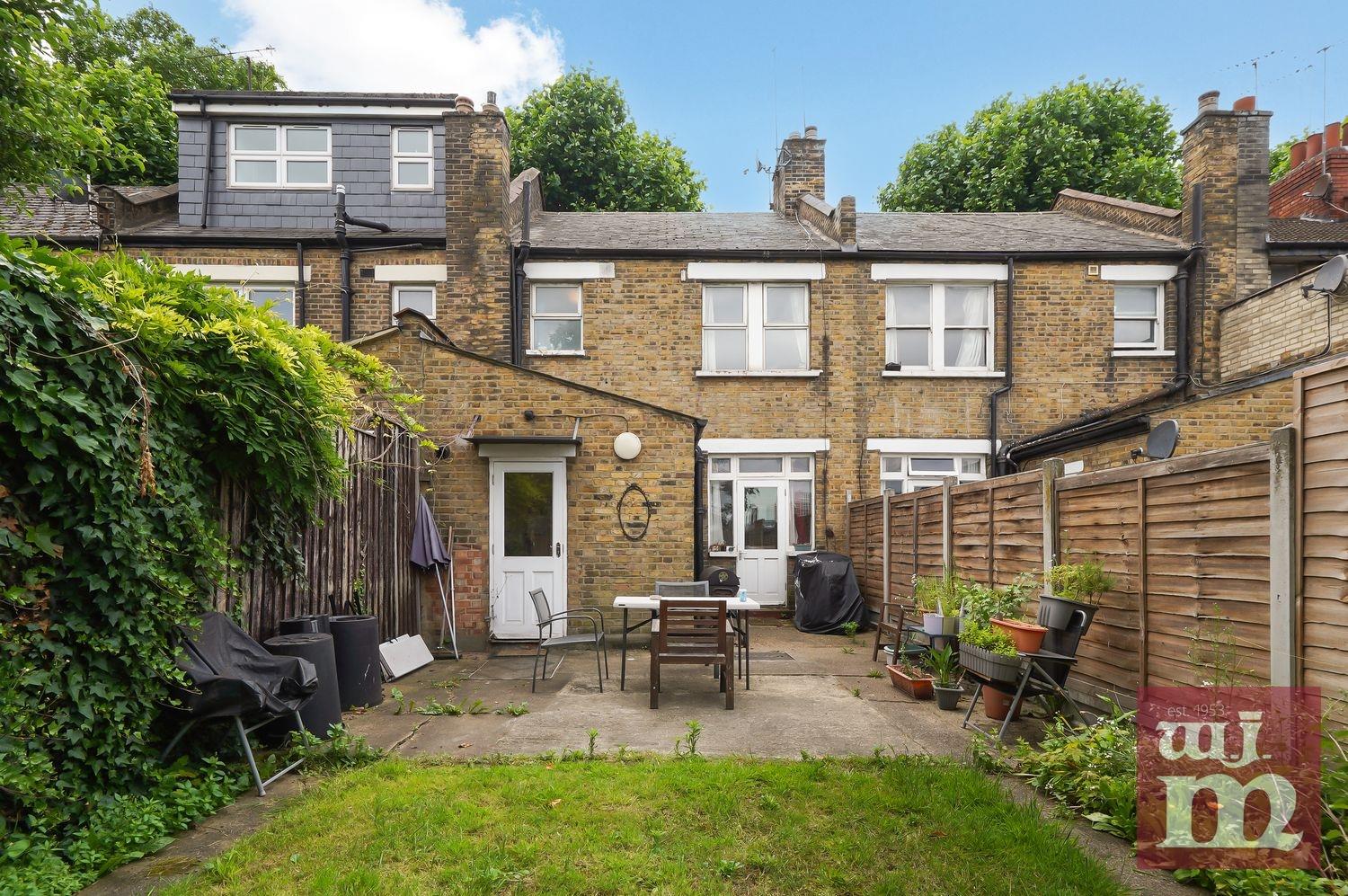 House Mile End Road in Greater London