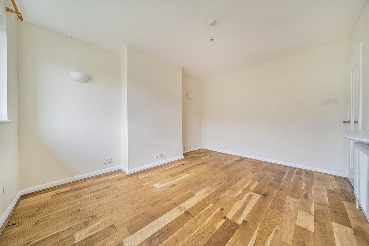 Flat Blythe Close in Greater London