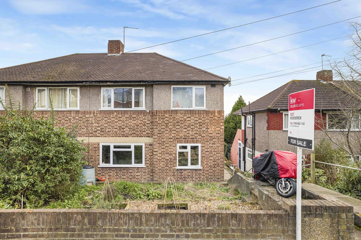 Flat Blythe Close in Greater London