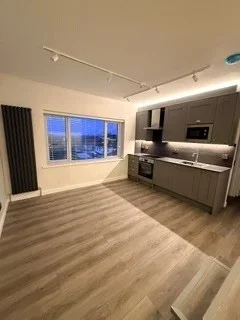 Flat Erith Road in Greater London