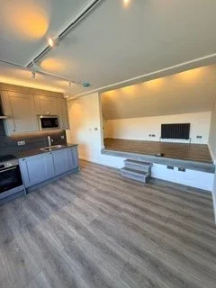 Flat Erith Road in Greater London