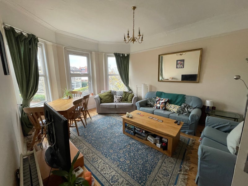 Room Cromwell Road in Bristol