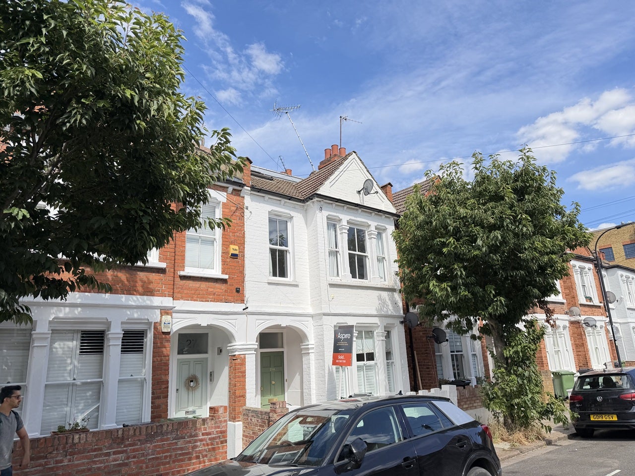 Flat Edenvale Street in Greater London