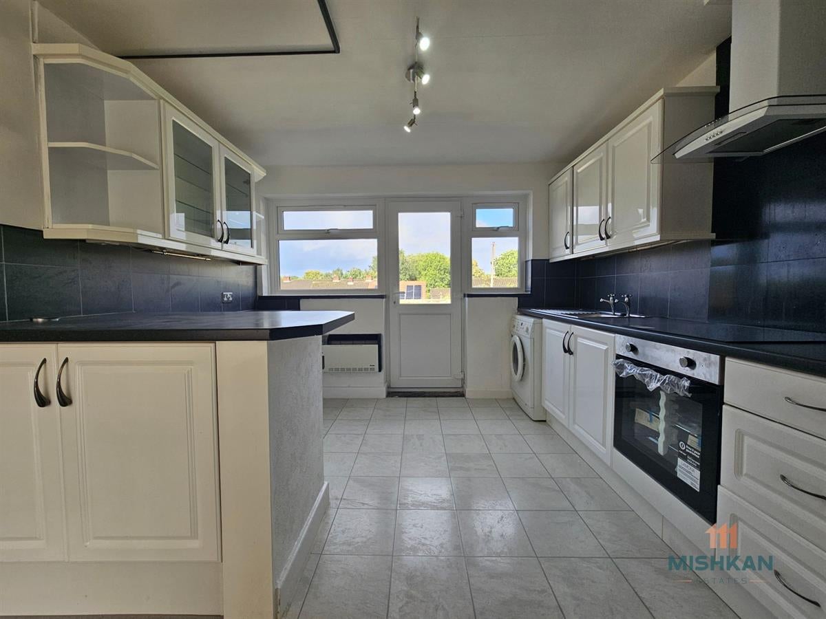 Flat Worcester Road in Cheadle Hulme