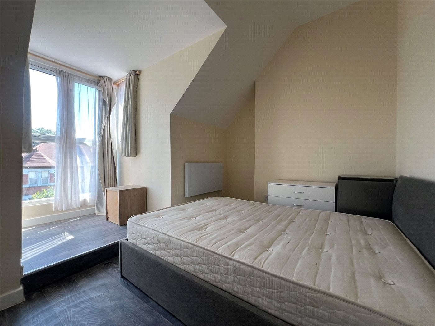 Room Marlborough Hill in Greater London