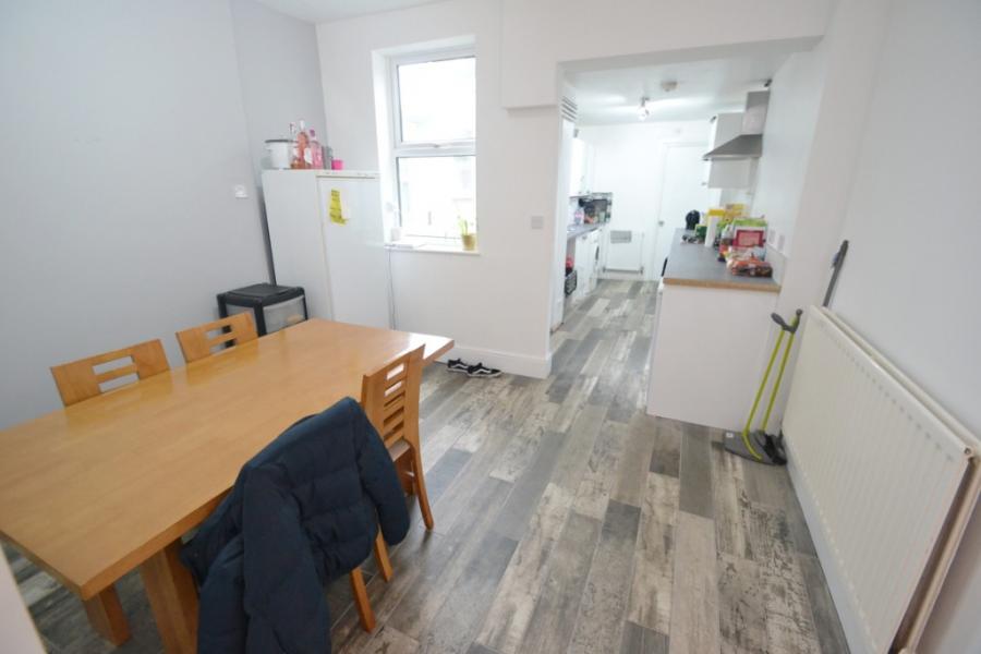 Room Dunkirk Road in Nottingham
