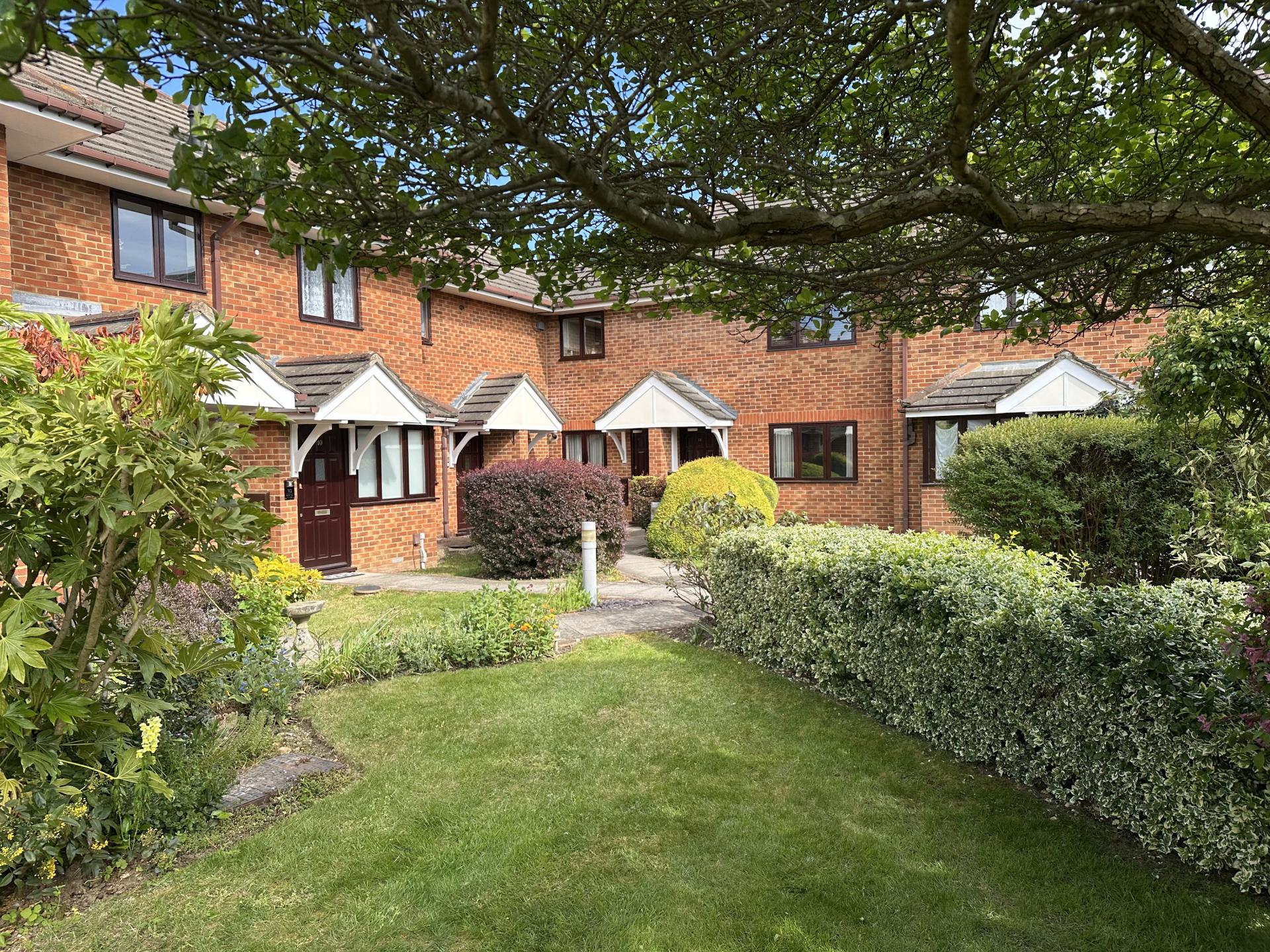 Flat Mutton Lane in Hertsmere