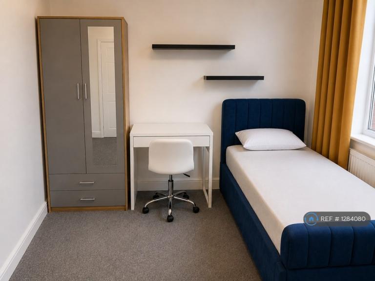 Room Harrop Street in Manchester