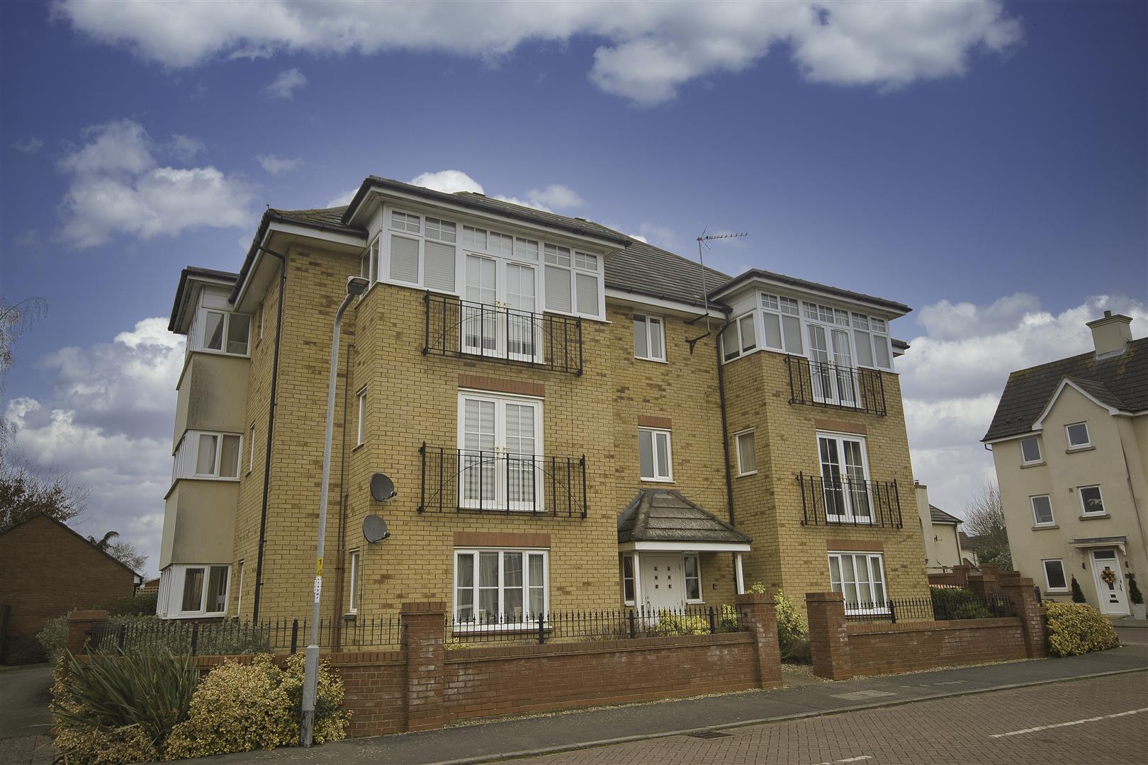 Flat St Crispin Crescent in Duston