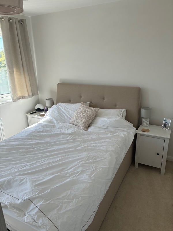 Room Mead Close in Marlow
