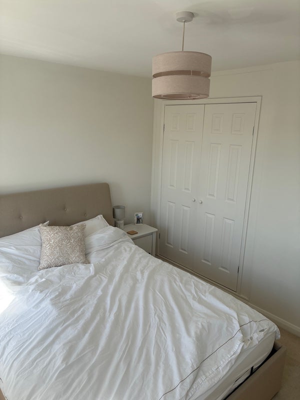 Room Mead Close in Marlow