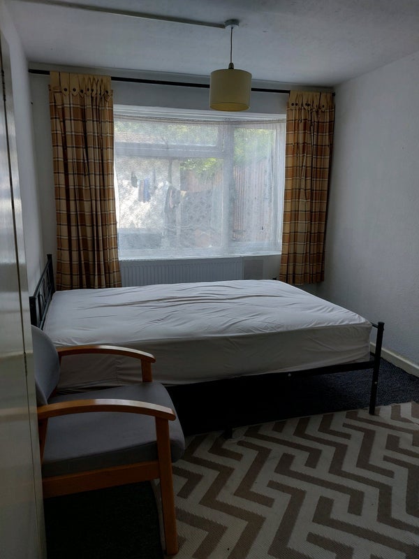 Room Eastbridge in Slough