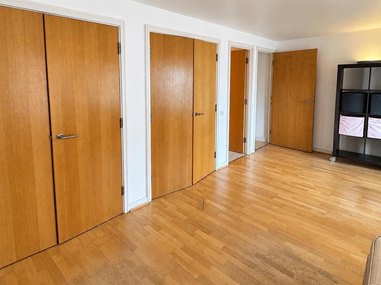 Flat Hunt Close in Greater London