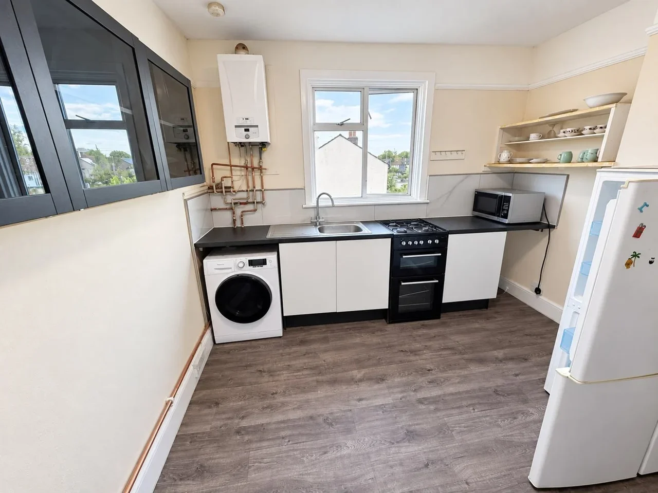Flat The Broadway in Greater London